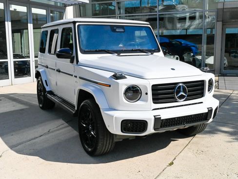 Used 2025 Mercedes-Benz G 580 w/ EQ Technology image 3