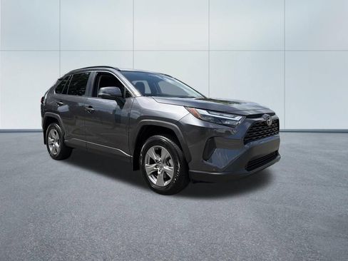 Used 2025 Toyota RAV4 XLE w/ Convenience Package AWD/4WD image 4