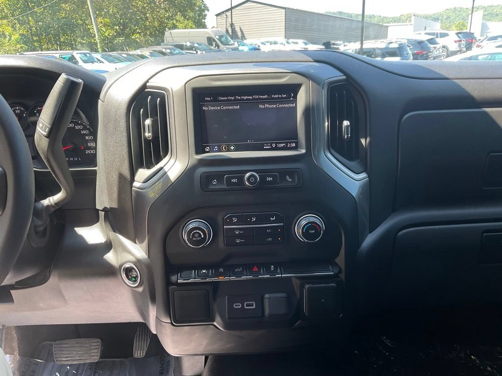 Used 2024 Chevrolet Silverado 1500 Custom w/ LPO, Dark Essentials Package AWD/4WD image 16