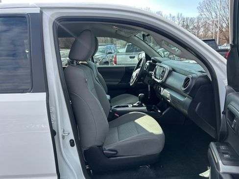 Used 2023 Toyota Tacoma SR5 image 17