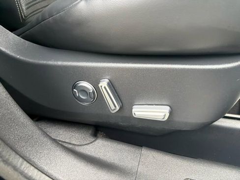 Used 2024 Lincoln Nautilus Reserve image 29