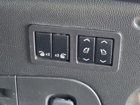 Used 2017 GMC Yukon XL Denali w/ Open Road Package image 14