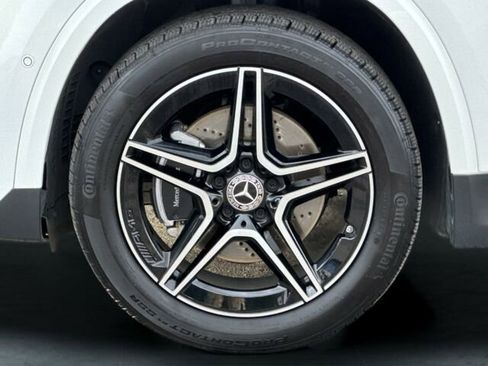 Used 2025 Mercedes-Benz GLA 250 4MATIC image 36