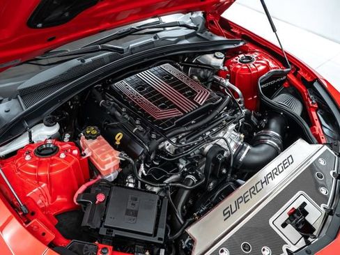 Used 2020 Chevrolet Camaro ZL1 image 37