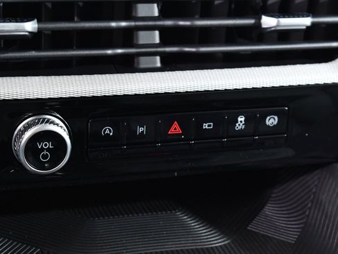 New 2026 Ford Explorer Active image 31