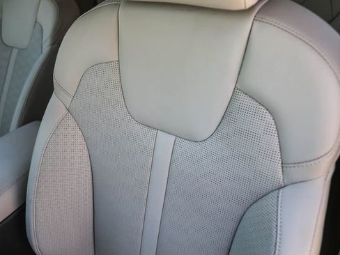 Used 2024 Kia Sorento S FWD image 26
