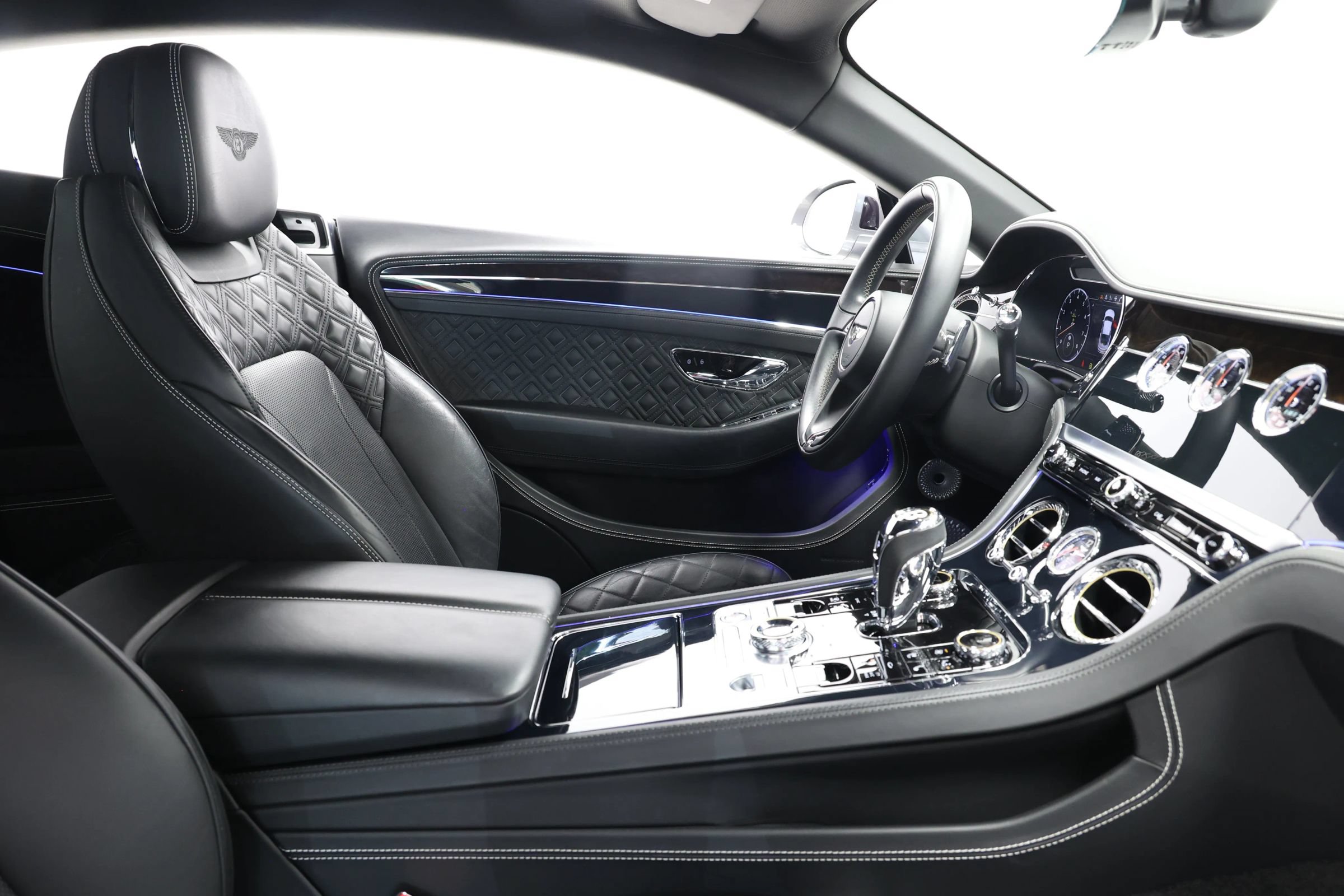 Used 2020 Bentley Continental GT AWD/4WD image 89