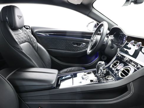 Used 2020 Bentley Continental GT AWD/4WD image 89