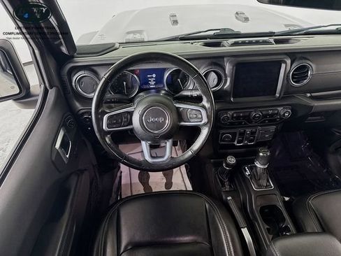 Used 2021 Jeep Wrangler Unlimited Sahara w/ Cold Weather Group AWD/4WD image 23