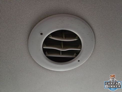 Used 2020 GMC Acadia SLT w/ Driver Alert Package II image 49