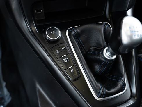 Used 2016 Ford Focus RS image 34