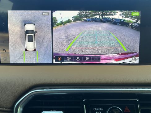 New 2025 Nissan Armada SL w/ Captain's Chari Seat Package image 3