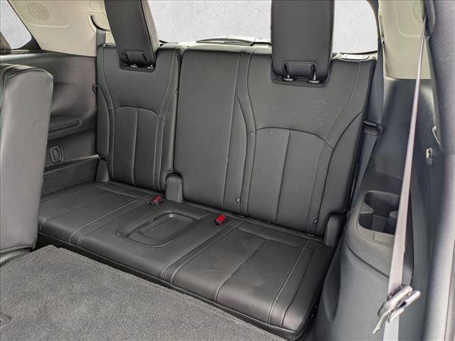 Certified 2026 INFINITI QX60 Luxe w/ Family Package FWD image 21