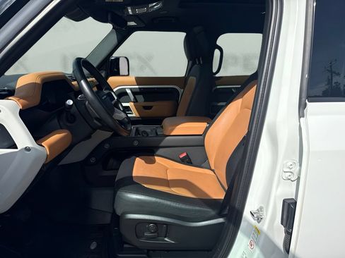 Used 2023 Land Rover Defender 110 X-Dynamic SE AWD/4WD image 5