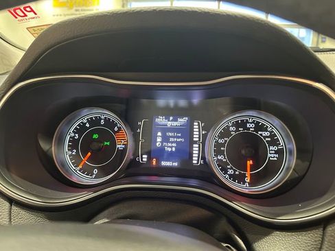 Used 2019 Jeep Cherokee Latitude Plus w/ Cold Weather Group image 25