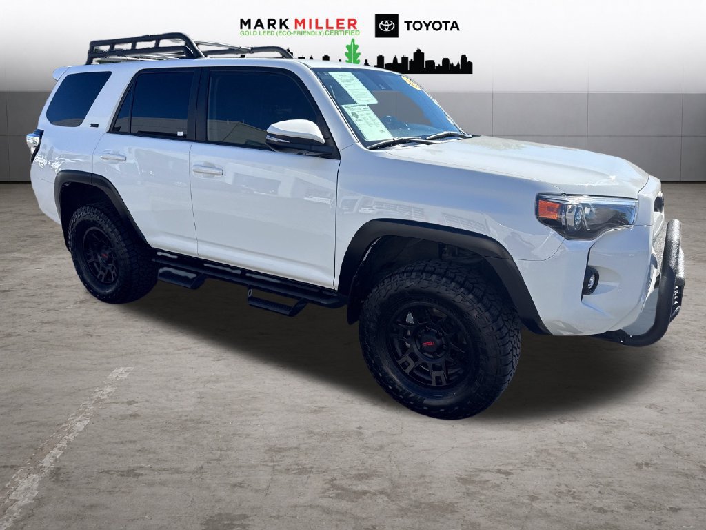 Used 2023 Toyota 4Runner SR5 Premium w/ Moonroof Package AWD/4WD image 7
