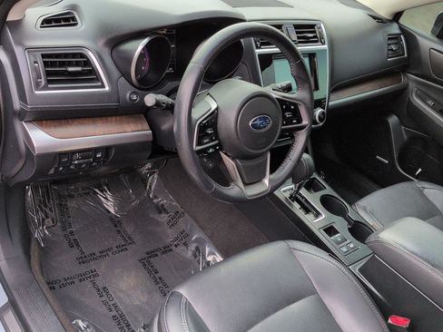 Used 2018 Subaru Outback 2.5i Limited AWD/4WD image 9