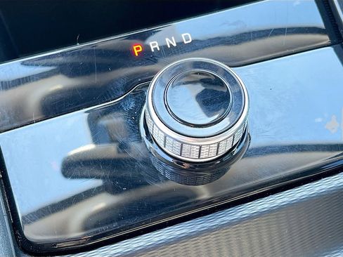 Used 2023 Jeep Grand Cherokee L Laredo image 17