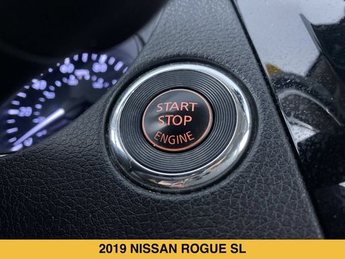 Used 2019 Nissan Rogue SL w/ Premium Package FWD image 9
