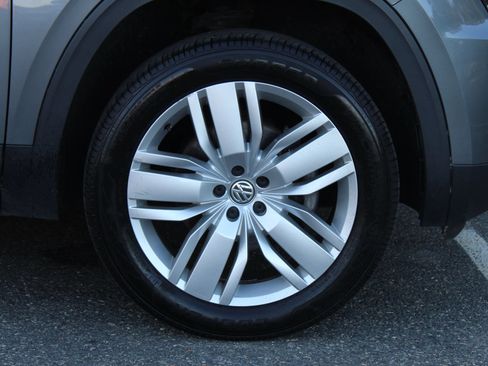 Used 2019 Volkswagen Atlas SE w/ Panoramic Sunroof Package AWD/4WD image 37