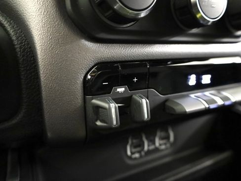 Used 2020 RAM 1500 Big Horn image 21