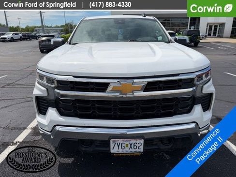 Used 2024 Chevrolet Silverado 1500 LT image 2