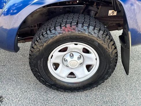 Used 2015 Toyota Tacoma 4x4 Double Cab w/ SR5 Package image 34