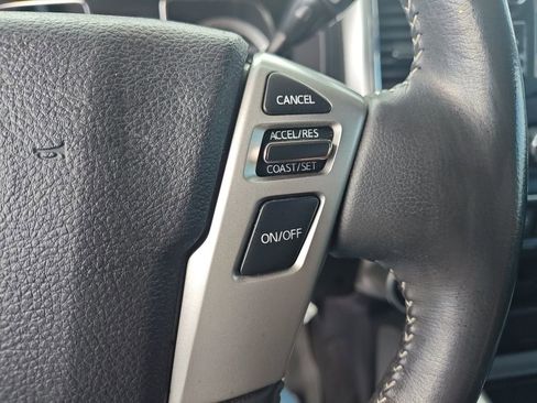 Used 2018 Nissan Titan PRO-4X AWD/4WD image 24