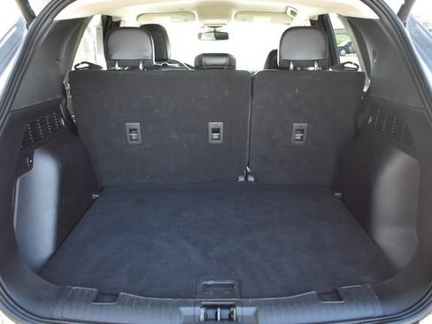 Used 2024 Ford Escape Platinum AWD/4WD image 40