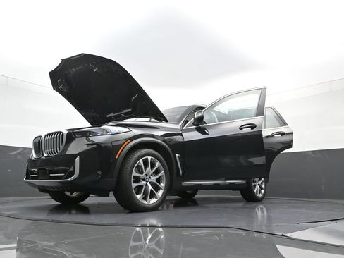 Used 2026 BMW X5 xDrive40i AWD/4WD image 40