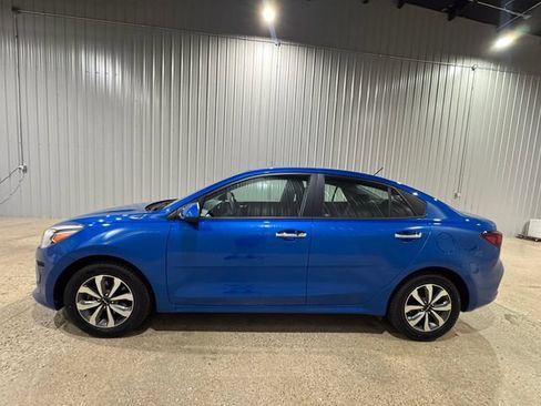 Used 2023 Kia Rio S w/ Technology Package FWD image 2