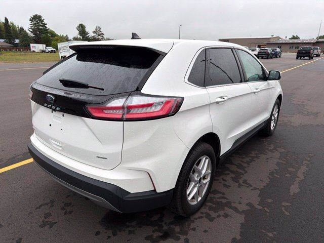 Used 2024 Ford Edge SEL w/ Convenience Package AWD/4WD image 5