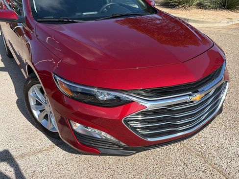 Used 2025 Chevrolet Malibu LT FWD image 8
