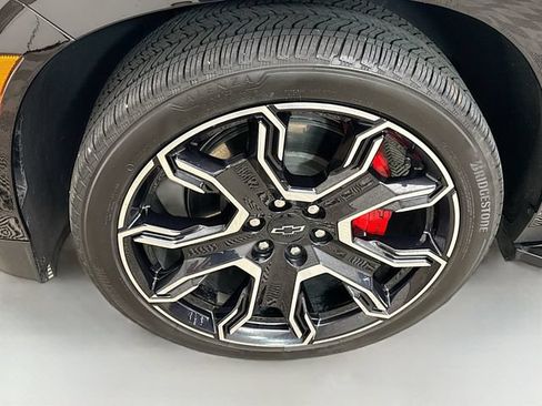 Used 2025 Chevrolet Tahoe RST AWD/4WD image 35