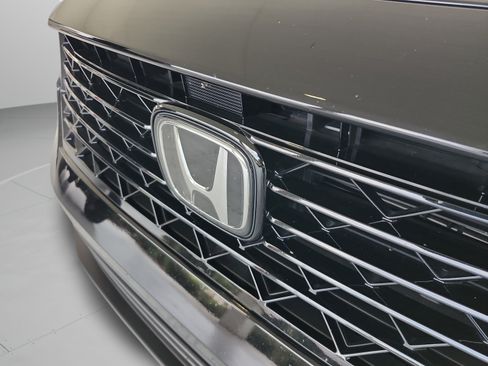 Used 2025 Honda Accord Sport image 29
