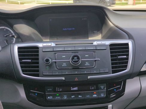 Used 2016 Honda Accord LX image 14