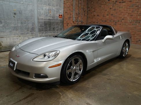 Used 2008 Chevrolet Corvette Coupe image 36