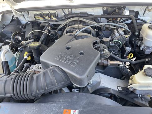 Used 2011 Ford Ranger XLT RWD image 21