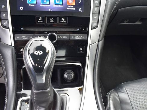 Used 2022 INFINITI Q60 3.0t Luxe w/ Essential Package image 12