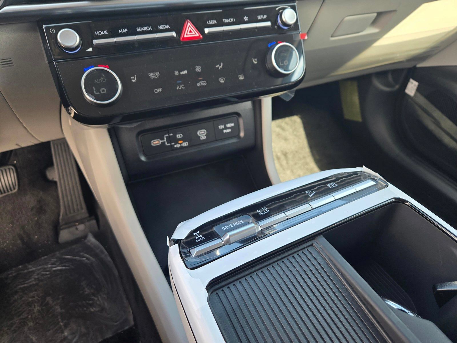 New 2026 Hyundai Tucson SEL AWD/4WD image 16