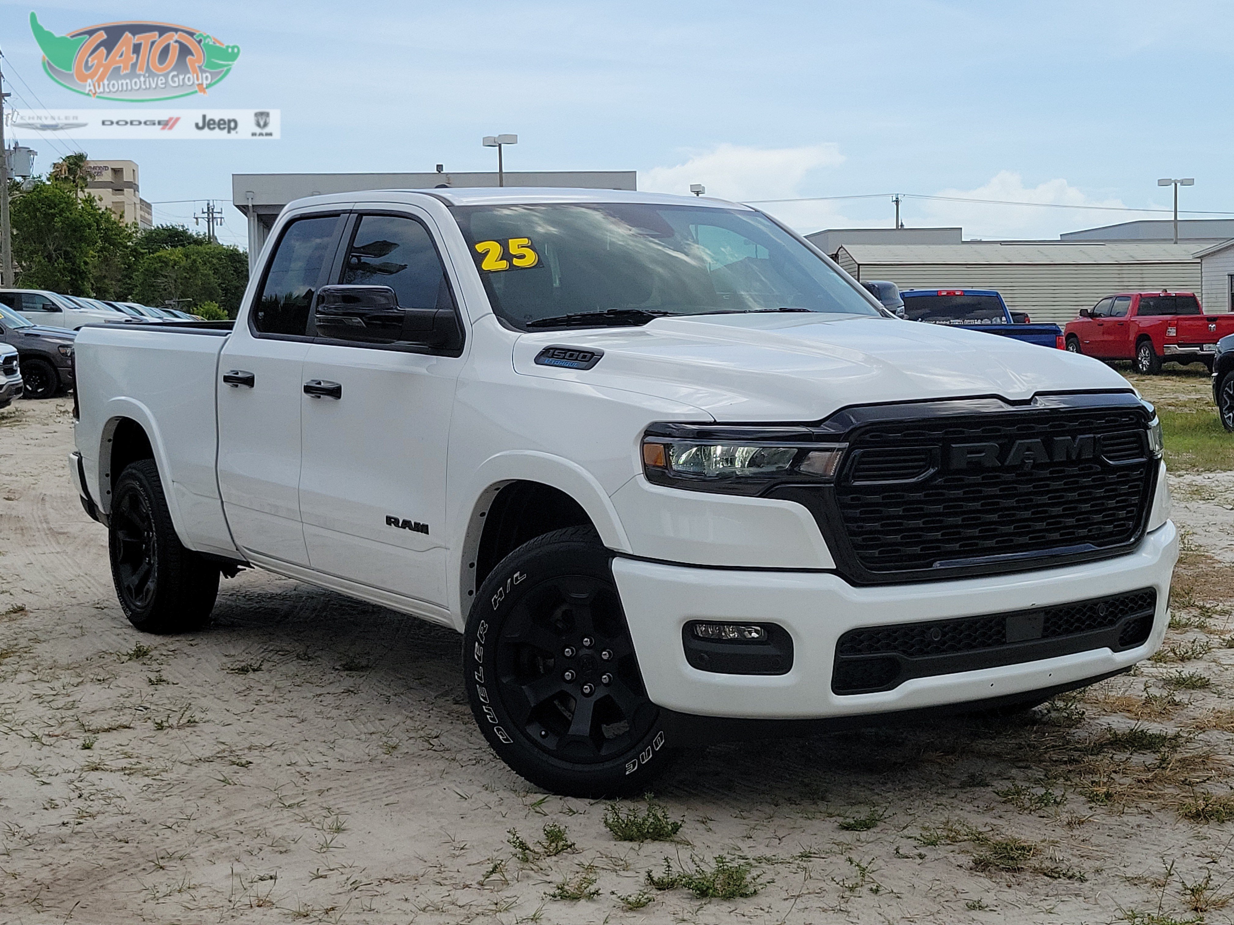 Used 2025 RAM 1500 Big Horn AWD/4WD image 1