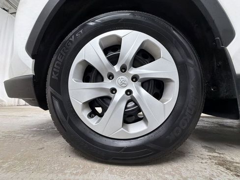 Used 2023 Toyota RAV4 LE image 14