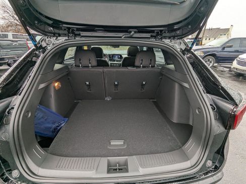 New 2026 Chevrolet Trax RS w/ Sunroof Package image 43