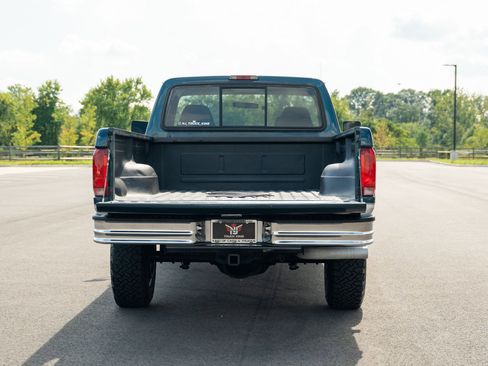 Used 1997 Ford F250 XLT image 19