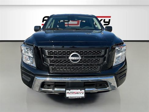 Used 2024 Nissan Titan SV w/ Accessory Utility Package image 2