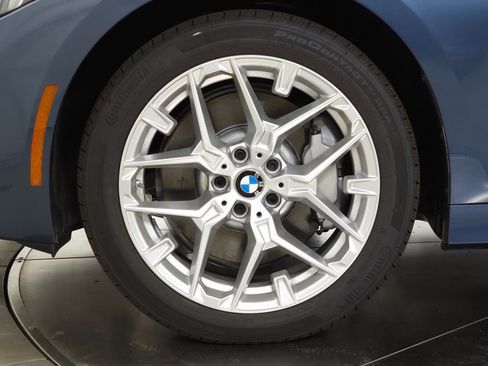 Certified 2025 BMW 330i xDrive 330i xDrive w/ Convenience Package image 8