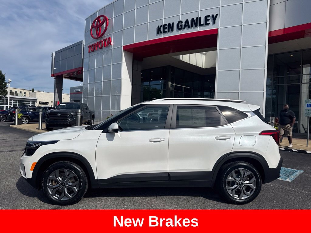 Used 2024 Kia Seltos S AWD/4WD image 3