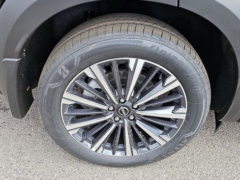 New 2026 Nissan Pathfinder Platinum AWD/4WD image 6