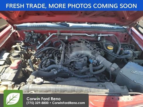 Used 2001 Nissan Frontier XE AWD/4WD image 14