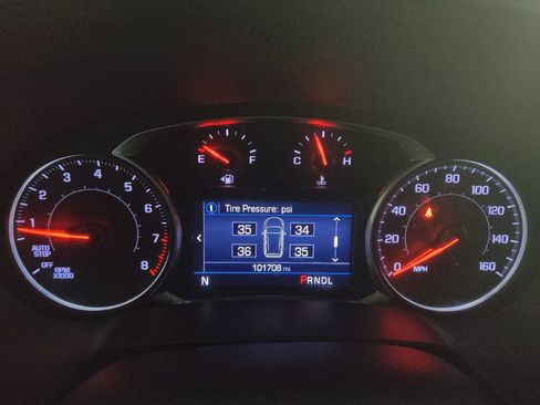 Used 2019 Chevrolet Blazer LT FWD image 23